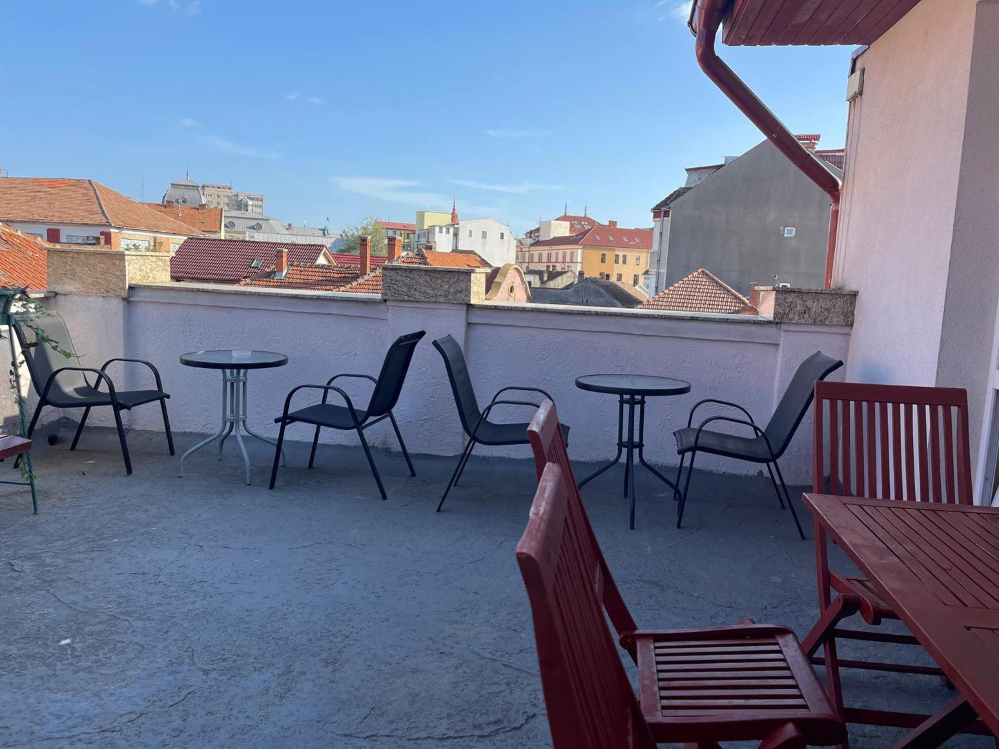 Boutique Apartments Oradea Buitenkant foto