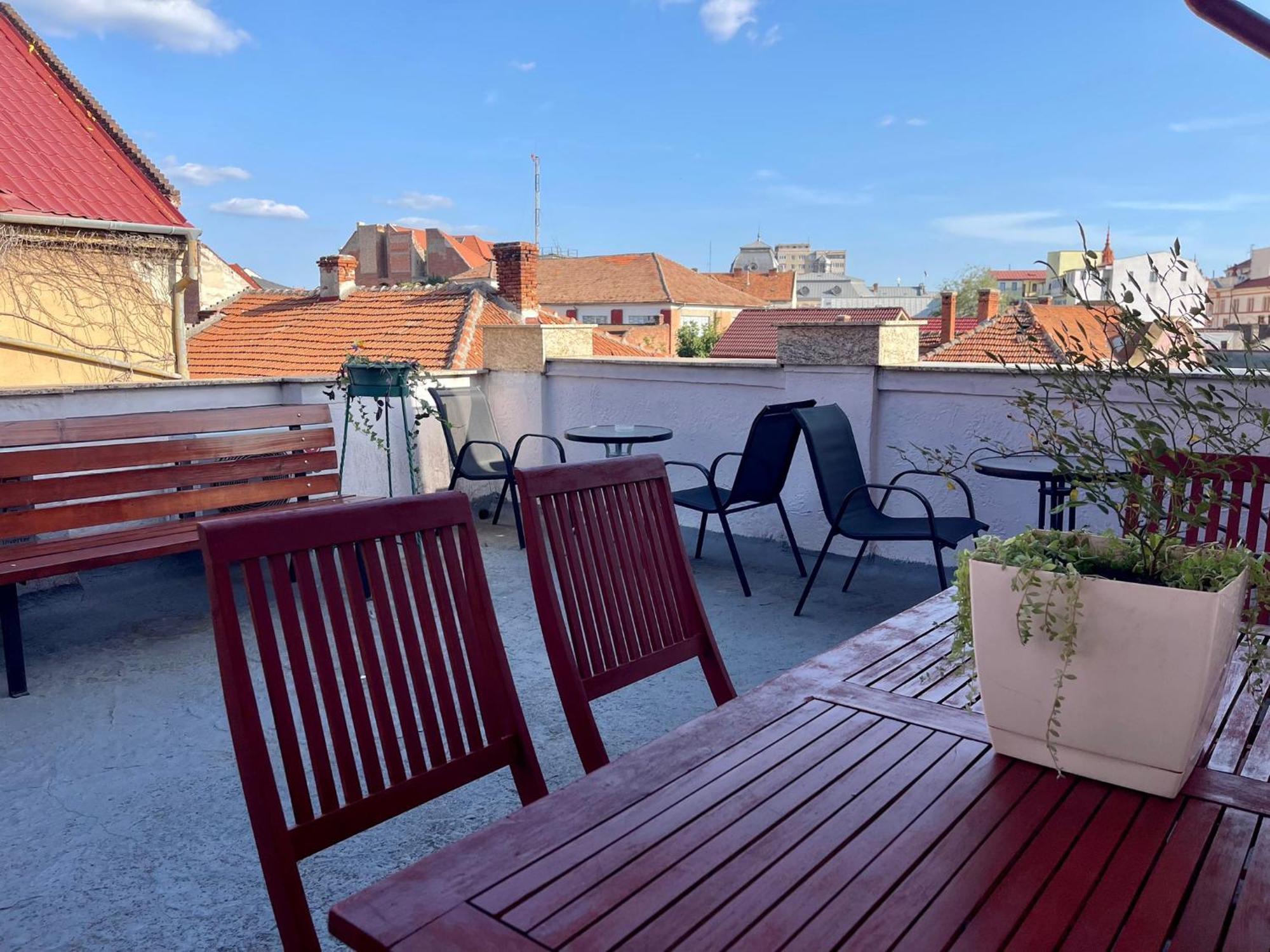 Boutique Apartments Oradea Buitenkant foto